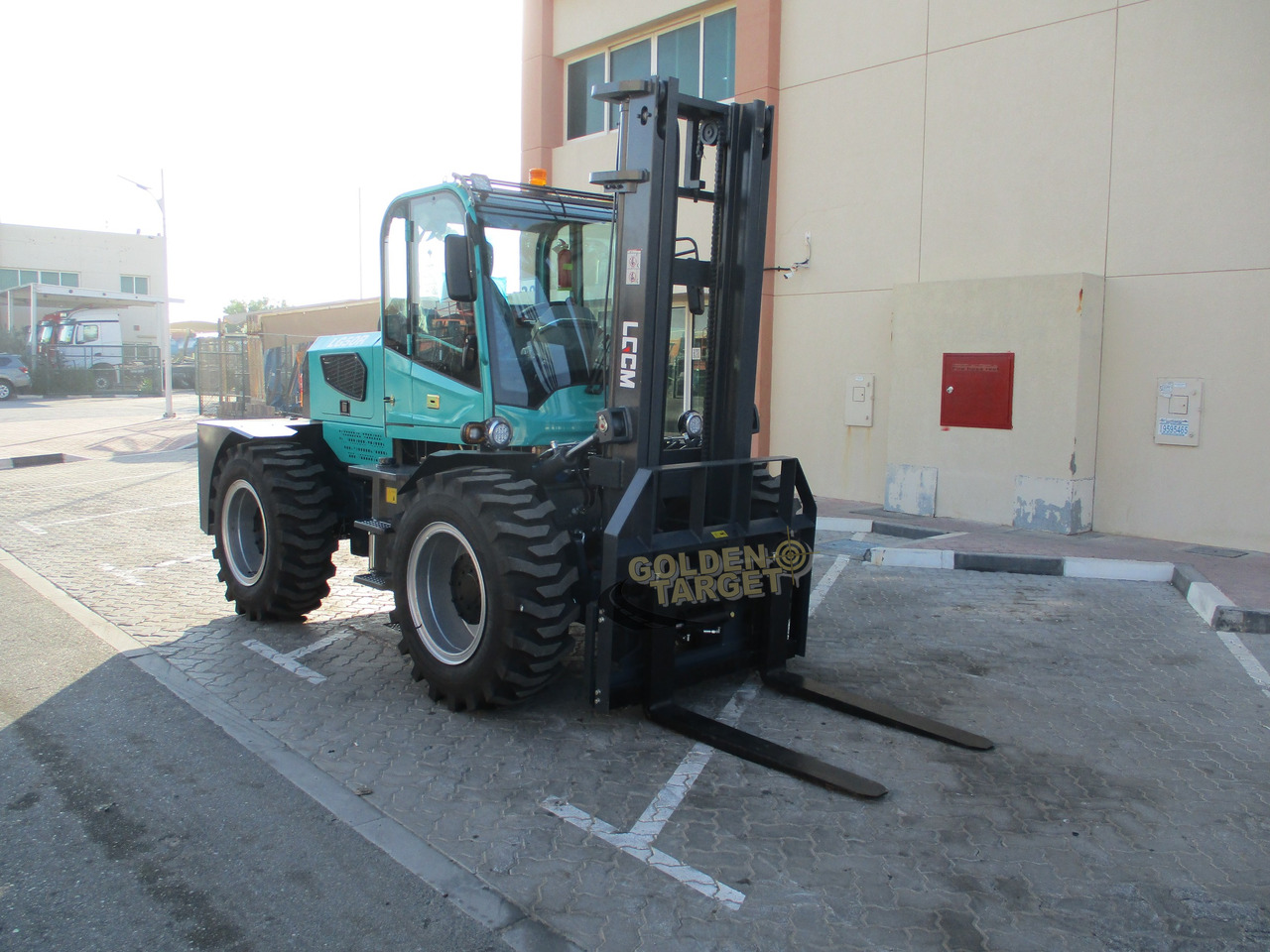 LGCM LG50R Rough Terrain Forklift - Diesel viličar: slika LGCM LG50R Rough Terrain Forklift - Diesel viličar LGCM LG50R Rough Terrain Forklift - Diesel viličar: slika LGCM LG50R Rough Terrain Forklift - Diesel viličar