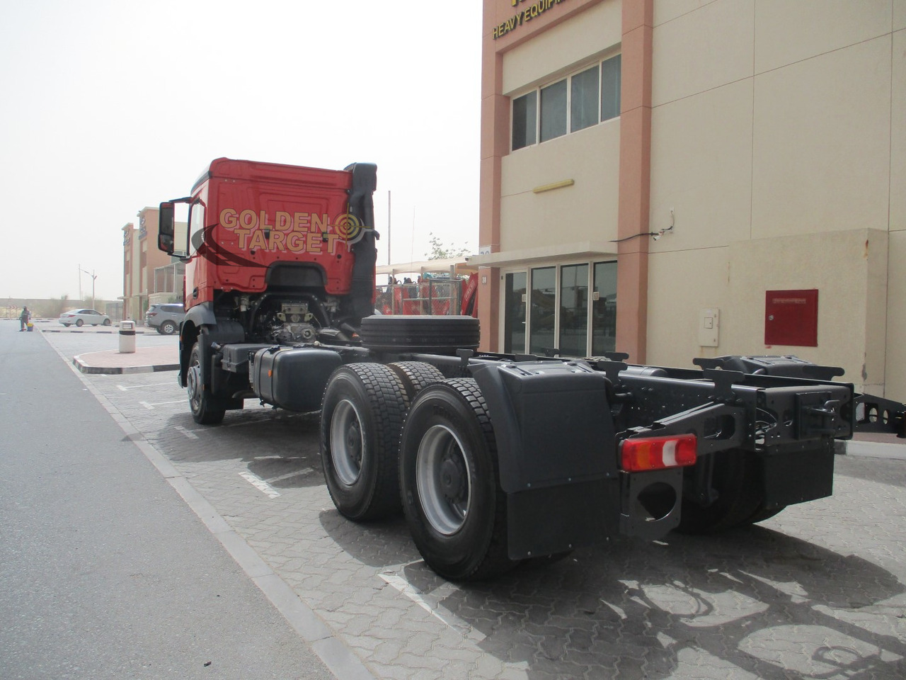 MERCEDES-BENZ Arocs 3348 6x4 Chassis - Kamion-šasija: slika MERCEDES-BENZ Arocs 3348 6x4 Chassis - Kamion-šasija MERCEDES-BENZ Arocs 3348 6x4 Chassis - Kamion-šasija: slika MERCEDES-BENZ Arocs 3348 6x4 Chassis - Kamion-šasija