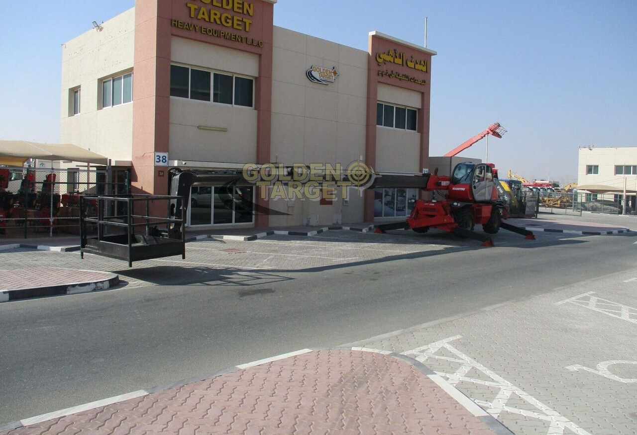 Teleskopski rukovatelj Manitou MRT2150 Telescopic Handler: slika Teleskopski rukovatelj Manitou MRT2150 Telescopic Handler