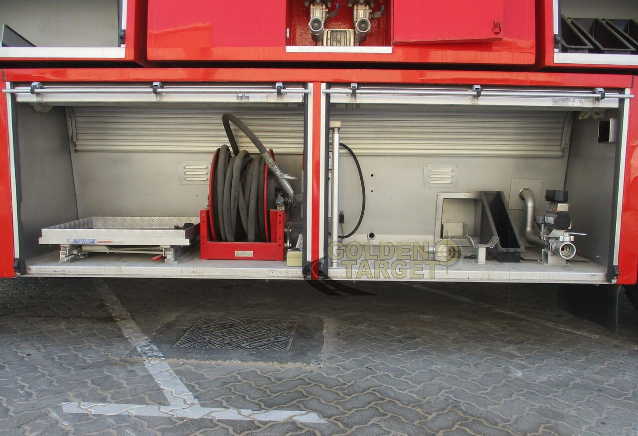 Vatrogasno vozilo Reynold Boughton Barracuda 4x4 Airport Fire Truck: slika Vatrogasno vozilo Reynold Boughton Barracuda 4x4 Airport Fire Truck