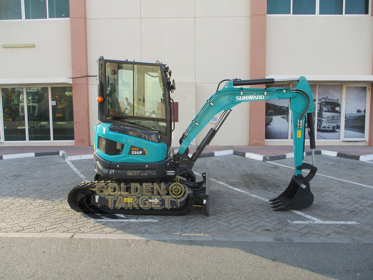 SUNWARD SWE25UF Mini Hydraulic Excavator - Mini bager: slika SUNWARD SWE25UF Mini Hydraulic Excavator - Mini bager SUNWARD SWE25UF Mini Hydraulic Excavator - Mini bager: slika SUNWARD SWE25UF Mini Hydraulic Excavator - Mini bager