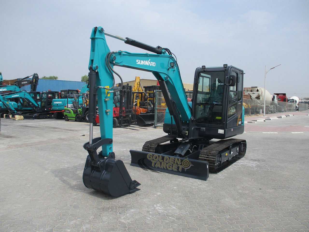 SUNWARD SWE60E Mini Hydraulic Excavator - Mini bager: slika SUNWARD SWE60E Mini Hydraulic Excavator - Mini bager SUNWARD SWE60E Mini Hydraulic Excavator - Mini bager: slika SUNWARD SWE60E Mini Hydraulic Excavator - Mini bager