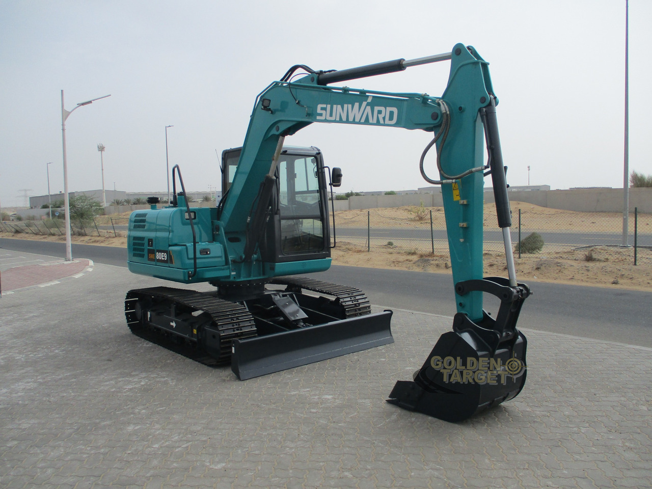 SUNWARD SWE80E9 Mini Hydraulic Excavator - Mini bager: slika SUNWARD SWE80E9 Mini Hydraulic Excavator - Mini bager SUNWARD SWE80E9 Mini Hydraulic Excavator - Mini bager: slika SUNWARD SWE80E9 Mini Hydraulic Excavator - Mini bager