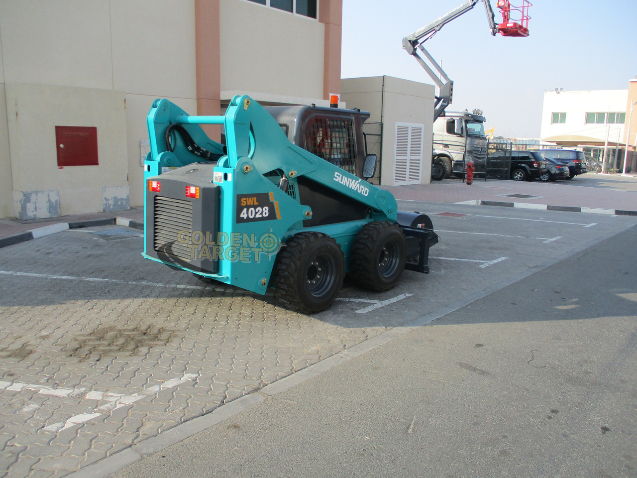 SUNWARD SWL 4028 Skid Steer Milling Machine - Mini utovarivač: slika SUNWARD SWL 4028 Skid Steer Milling Machine - Mini utovarivač SUNWARD SWL 4028 Skid Steer Milling Machine - Mini utovarivač: slika SUNWARD SWL 4028 Skid Steer Milling Machine - Mini utovarivač