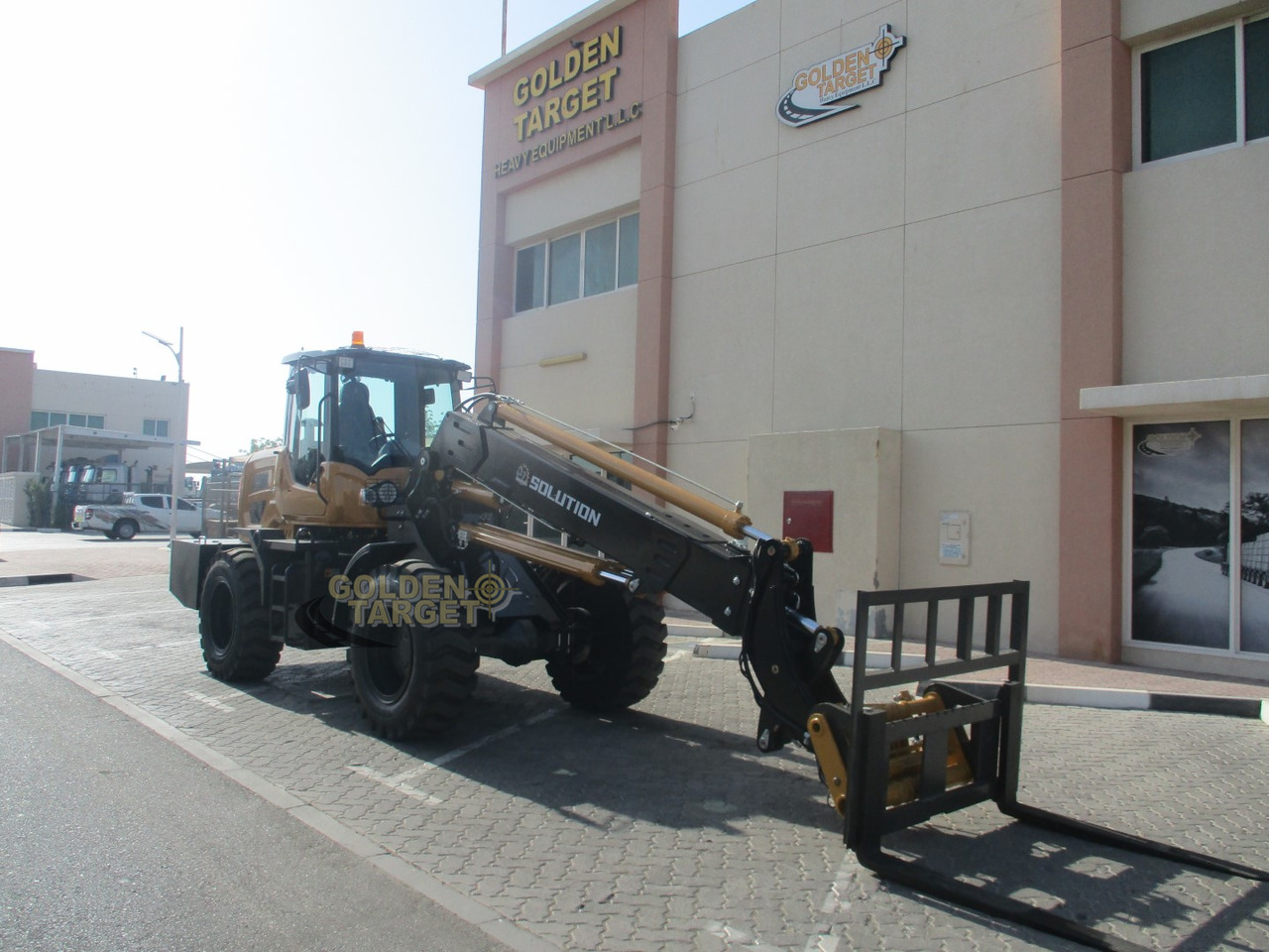 Solution SL3000TL Telescopic Wheel Loader - Utovarivač na kotačima: slika Solution SL3000TL Telescopic Wheel Loader - Utovarivač na kotačima Solution SL3000TL Telescopic Wheel Loader - Utovarivač na kotačima: slika Solution SL3000TL Telescopic Wheel Loader - Utovarivač na kotačima