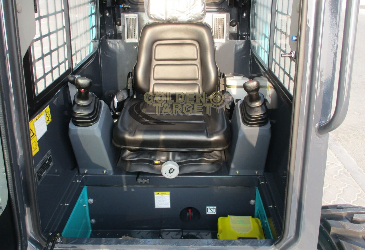 Novi Mini utovarivač Sunward 3220 Skid Steer Loader: slika Novi Mini utovarivač Sunward 3220 Skid Steer Loader