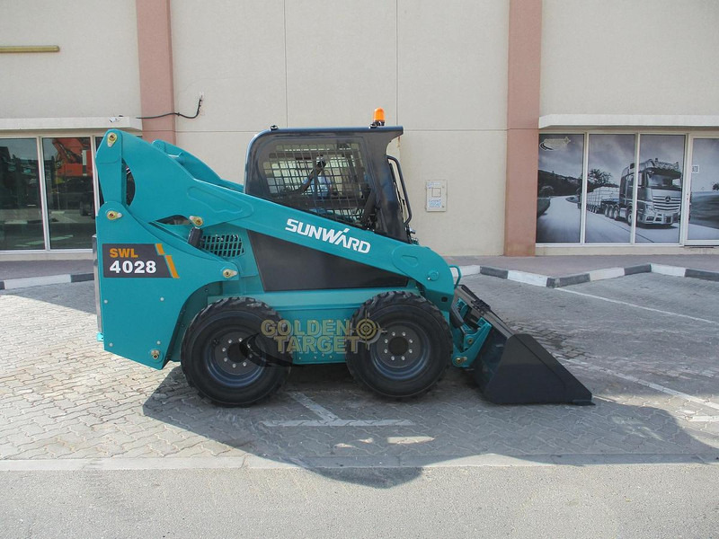 Sunward SWL4028 Skid Steer Loader - Utovarivač: slika Sunward SWL4028 Skid Steer Loader - Utovarivač Sunward SWL4028 Skid Steer Loader - Utovarivač: slika Sunward SWL4028 Skid Steer Loader - Utovarivač