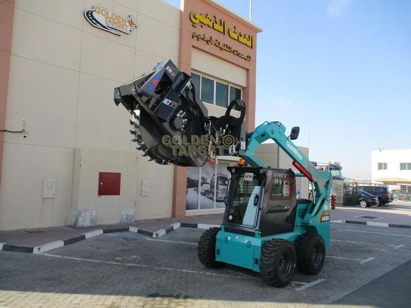 Sunward - Utovarivač: slika Sunward - Utovarivač Sunward - Utovarivač: slika Sunward - Utovarivač