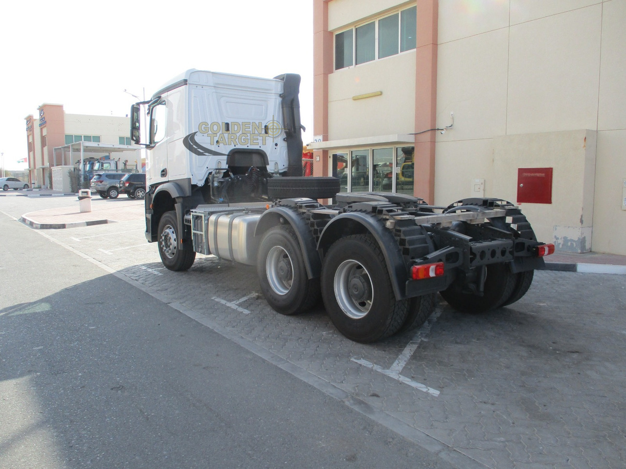 Mercedes-Benz Actros 3342 6x4 Right Hand Head Truck - Tegljač: slika Mercedes-Benz Actros 3342 6x4 Right Hand Head Truck - Tegljač Mercedes-Benz Actros 3342 6x4 Right Hand Head Truck - Tegljač: slika Mercedes-Benz Actros 3342 6x4 Right Hand Head Truck - Tegljač