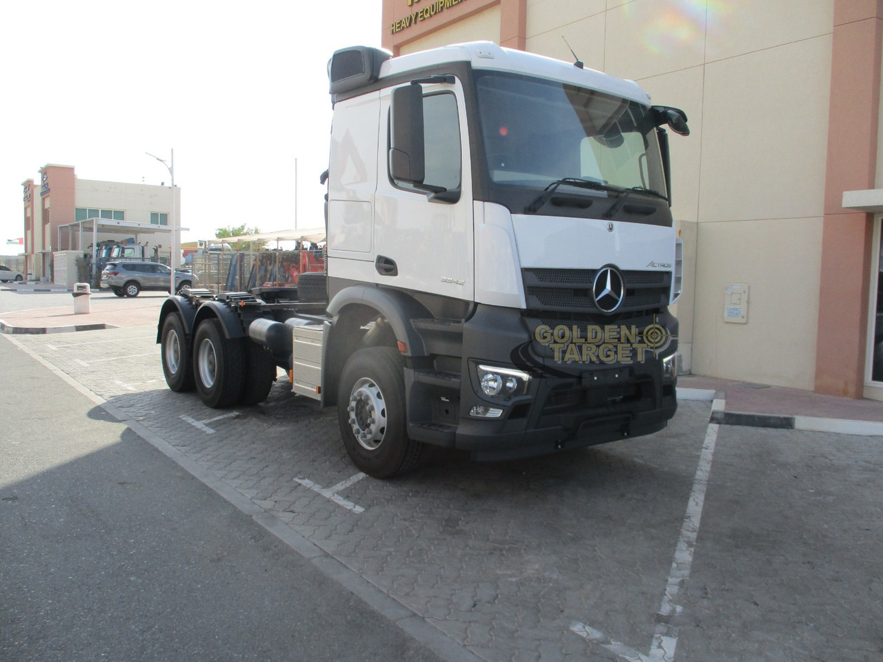 Mercedes-Benz Actros 3342 6x4 Right Hand Head Truck - Tegljač: slika Mercedes-Benz Actros 3342 6x4 Right Hand Head Truck - Tegljač Mercedes-Benz Actros 3342 6x4 Right Hand Head Truck - Tegljač: slika Mercedes-Benz Actros 3342 6x4 Right Hand Head Truck - Tegljač