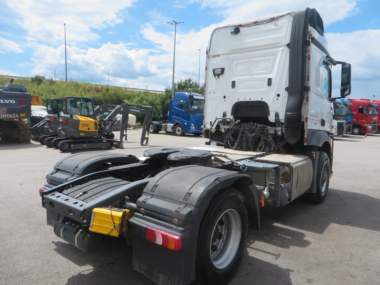 Mercedes-Benz Actros 1845 LS Retarder Hydraulic - Tegljač: slika Mercedes-Benz Actros 1845 LS Retarder Hydraulic - Tegljač Mercedes-Benz Actros 1845 LS Retarder Hydraulic - Tegljač: slika Mercedes-Benz Actros 1845 LS Retarder Hydraulic - Tegljač