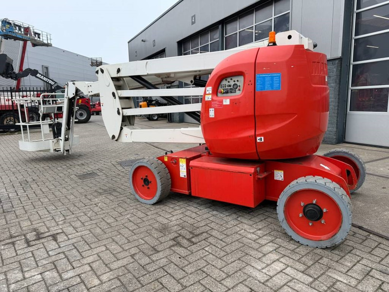 Manitou 170 AETJ - Zglobni krak: slika Manitou 170 AETJ - Zglobni krak Manitou 170 AETJ - Zglobni krak: slika Manitou 170 AETJ - Zglobni krak