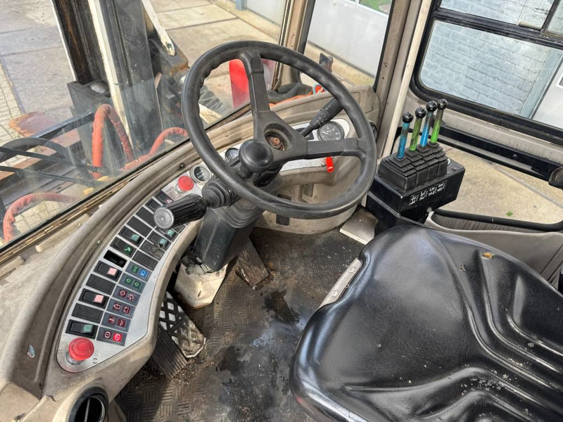 Diesel viličar Svetruck 13,6- 1200: slika Diesel viličar Svetruck 13,6- 1200