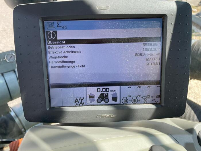 Claas Xerion 4000 - Traktor: slika Claas Xerion 4000 - Traktor Claas Xerion 4000 - Traktor: slika Claas Xerion 4000 - Traktor