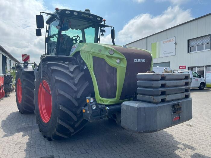 Claas Xerion 5000 Trac - Traktor: slika Claas Xerion 5000 Trac - Traktor Claas Xerion 5000 Trac - Traktor: slika Claas Xerion 5000 Trac - Traktor