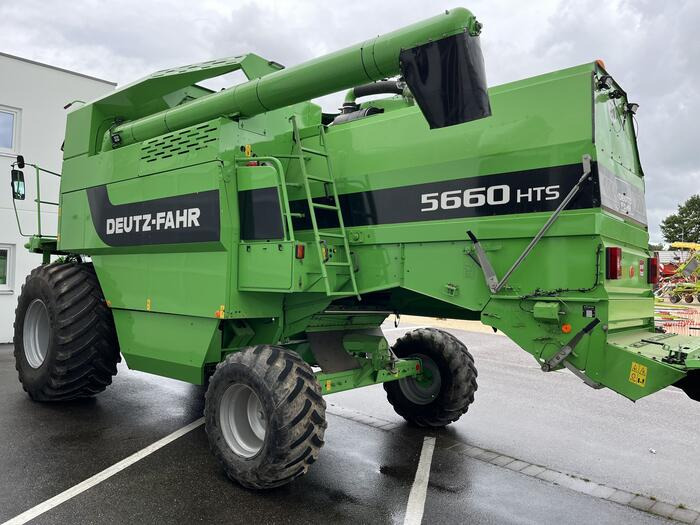 Deutz-Fahr 5660 H - Kombajn za žetvu: slika Deutz-Fahr 5660 H - Kombajn za žetvu Deutz-Fahr 5660 H - Kombajn za žetvu: slika Deutz-Fahr 5660 H - Kombajn za žetvu