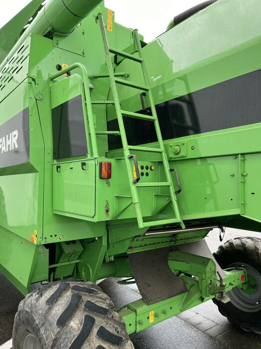 Deutz-Fahr 5660 H - Kombajn za žetvu: slika Deutz-Fahr 5660 H - Kombajn za žetvu Deutz-Fahr 5660 H - Kombajn za žetvu: slika Deutz-Fahr 5660 H - Kombajn za žetvu
