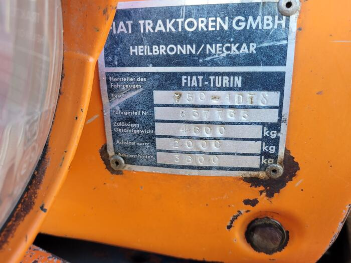 Fiat 750 DT 4x4 Allrad mit Frontlader - Traktor: slika Fiat 750 DT 4x4 Allrad mit Frontlader - Traktor Fiat 750 DT 4x4 Allrad mit Frontlader - Traktor: slika Fiat 750 DT 4x4 Allrad mit Frontlader - Traktor