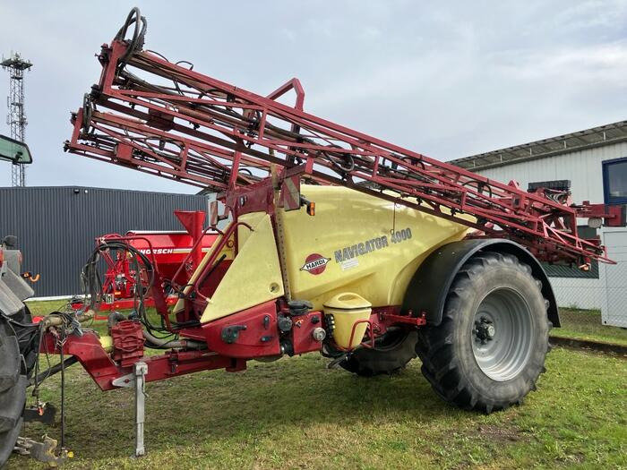 Hardi NAVIGATOR 4000 - Prskalica za traktor: slika Hardi NAVIGATOR 4000 - Prskalica za traktor Hardi NAVIGATOR 4000 - Prskalica za traktor: slika Hardi NAVIGATOR 4000 - Prskalica za traktor