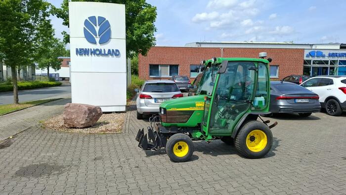 John Deere 4010 HST - Traktor: slika John Deere 4010 HST - Traktor John Deere 4010 HST - Traktor: slika John Deere 4010 HST - Traktor