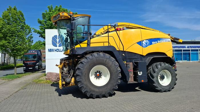 New Holland FR 9060 - Silažni kombajn: slika New Holland FR 9060 - Silažni kombajn New Holland FR 9060 - Silažni kombajn: slika New Holland FR 9060 - Silažni kombajn