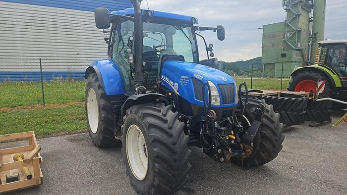 New Holland T6.160 Auto Command - Traktor: slika New Holland T6.160 Auto Command - Traktor New Holland T6.160 Auto Command - Traktor: slika New Holland T6.160 Auto Command - Traktor