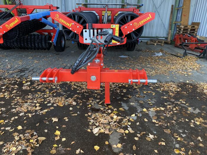 Ziegler Cambridge Walze 8001 - Valjak za poljoprivredna gospodarstva: slika Ziegler Cambridge Walze 8001 - Valjak za poljoprivredna gospodarstva Ziegler Cambridge Walze 8001 - Valjak za poljoprivredna gospodarstva: slika Ziegler Cambridge Walze 8001 - Valjak za poljoprivredna gospodarstva