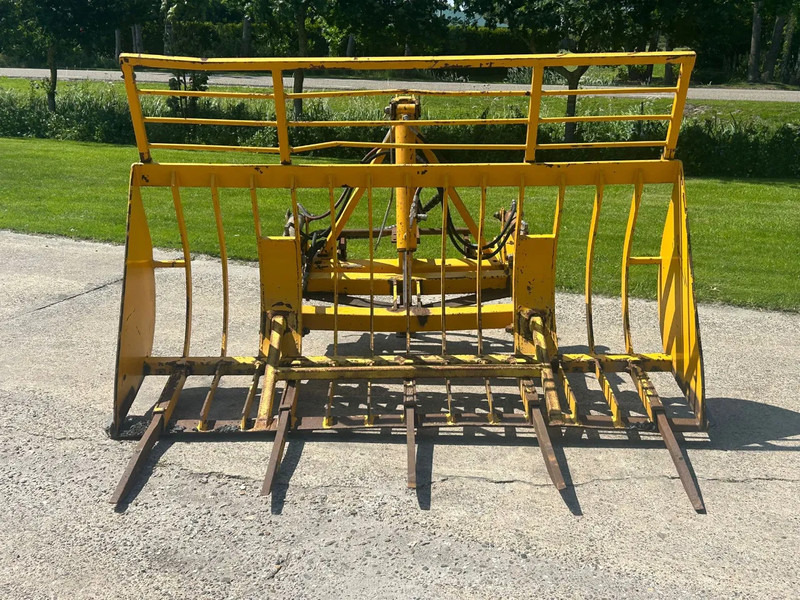 Bos Grasvork 2.50 schuif vork wals Boss - Prevrtač sijena/ Grabulje: slika Bos Grasvork 2.50 schuif vork wals Boss - Prevrtač sijena/ Grabulje Bos Grasvork 2.50 schuif vork wals Boss - Prevrtač sijena/ Grabulje: slika Bos Grasvork 2.50 schuif vork wals Boss - Prevrtač sijena/ Grabulje