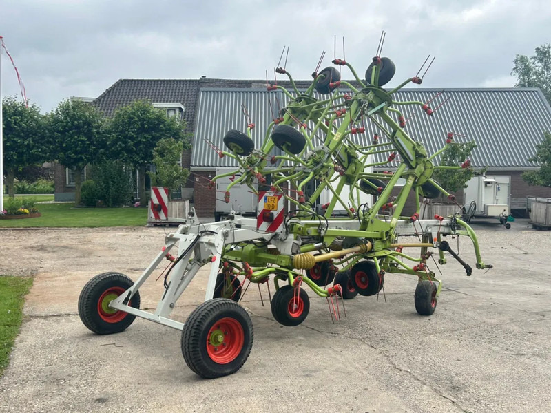 Claas Volto 1320 T Gedragen 13 meter schudder - Prevrtač sijena/ Grabulje: slika Claas Volto 1320 T Gedragen 13 meter schudder - Prevrtač sijena/ Grabulje Claas Volto 1320 T Gedragen 13 meter schudder - Prevrtač sijena/ Grabulje: slika Claas Volto 1320 T Gedragen 13 meter schudder - Prevrtač sijena/ Grabulje