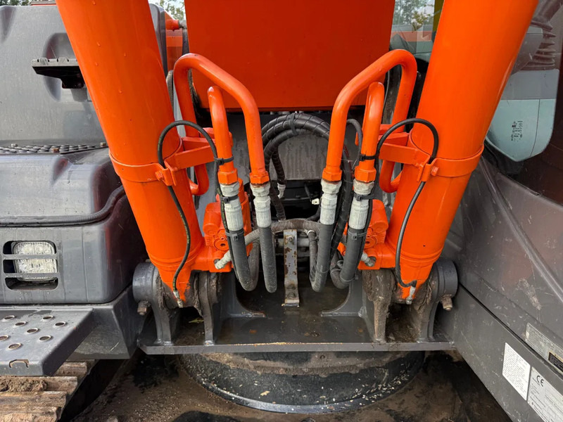 Bager gusjeničar Hitachi Zaxis ZX 210- LC 5B Rupskraan: slika Bager gusjeničar Hitachi Zaxis ZX 210- LC 5B Rupskraan