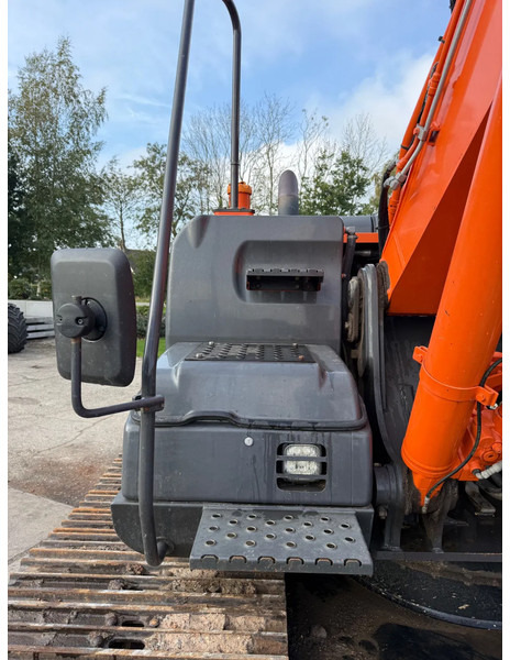 Bager gusjeničar Hitachi Zaxis ZX 210- LC 5B Rupskraan: slika Bager gusjeničar Hitachi Zaxis ZX 210- LC 5B Rupskraan