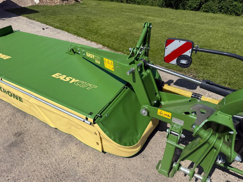 Krone Easy cut B 870 MT 603-30 NIEUW VLINDERMAAIER - Kosilica: slika Krone Easy cut B 870 MT 603-30 NIEUW VLINDERMAAIER - Kosilica Krone Easy cut B 870 MT 603-30 NIEUW VLINDERMAAIER - Kosilica: slika Krone Easy cut B 870 MT 603-30 NIEUW VLINDERMAAIER - Kosilica
