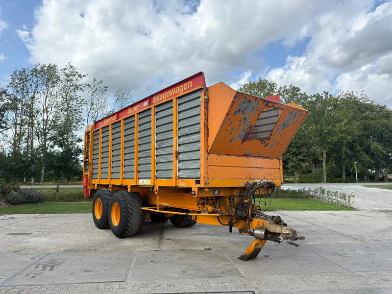 Veenhuis TA 21 VSW 2040 Silagewagen Maiskar Mais Silage 40 m3 - Poljoprivredni strojevi: slika Veenhuis TA 21 VSW 2040 Silagewagen Maiskar Mais Silage 40 m3 - Poljoprivredni strojevi Veenhuis TA 21 VSW 2040 Silagewagen Maiskar Mais Silage 40 m3 - Poljoprivredni strojevi: slika Veenhuis TA 21 VSW 2040 Silagewagen Maiskar Mais Silage 40 m3 - Poljoprivredni strojevi