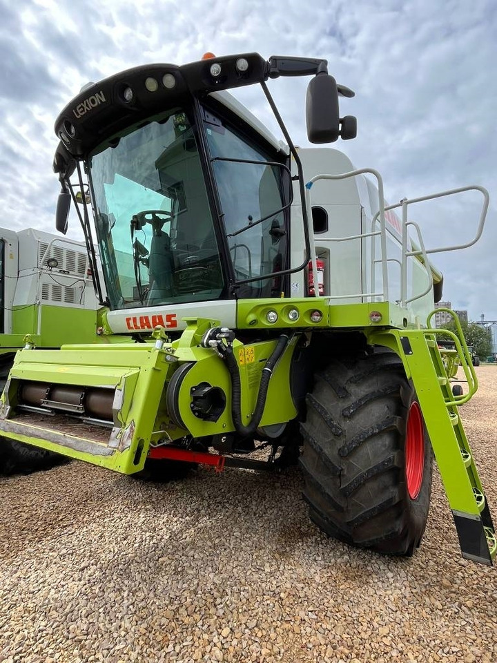 Claas Lexion 650 - Kombajn za žetvu: slika Claas Lexion 650 - Kombajn za žetvu Claas Lexion 650 - Kombajn za žetvu: slika Claas Lexion 650 - Kombajn za žetvu