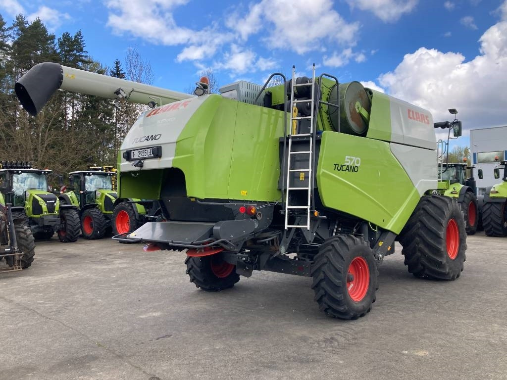 Claas Tucano 570 - Kombajn za žetvu: slika Claas Tucano 570 - Kombajn za žetvu Claas Tucano 570 - Kombajn za žetvu: slika Claas Tucano 570 - Kombajn za žetvu
