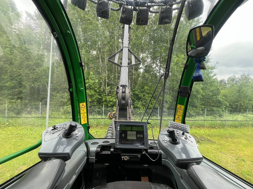 Kombajn za šumarstvo John Deere 1470 E: slika Kombajn za šumarstvo John Deere 1470 E