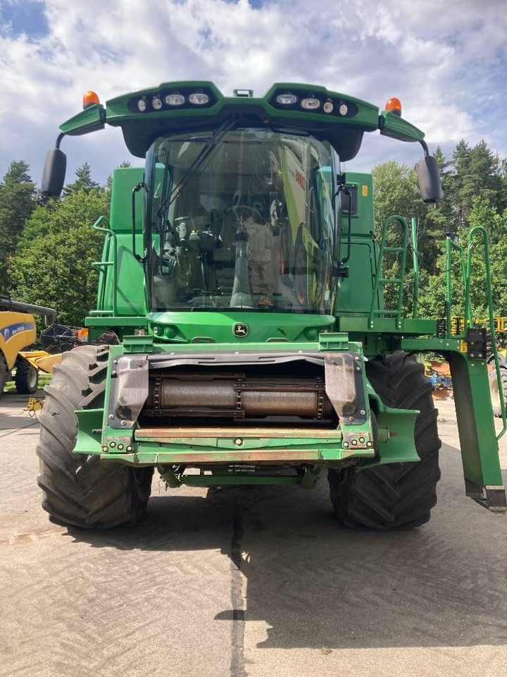 John Deere S 670 i - Kombajn za žetvu: slika John Deere S 670 i - Kombajn za žetvu John Deere S 670 i - Kombajn za žetvu: slika John Deere S 670 i - Kombajn za žetvu