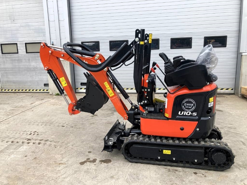 Kubota U10-5 - Mini bager: slika Kubota U10-5 - Mini bager Kubota U10-5 - Mini bager: slika Kubota U10-5 - Mini bager