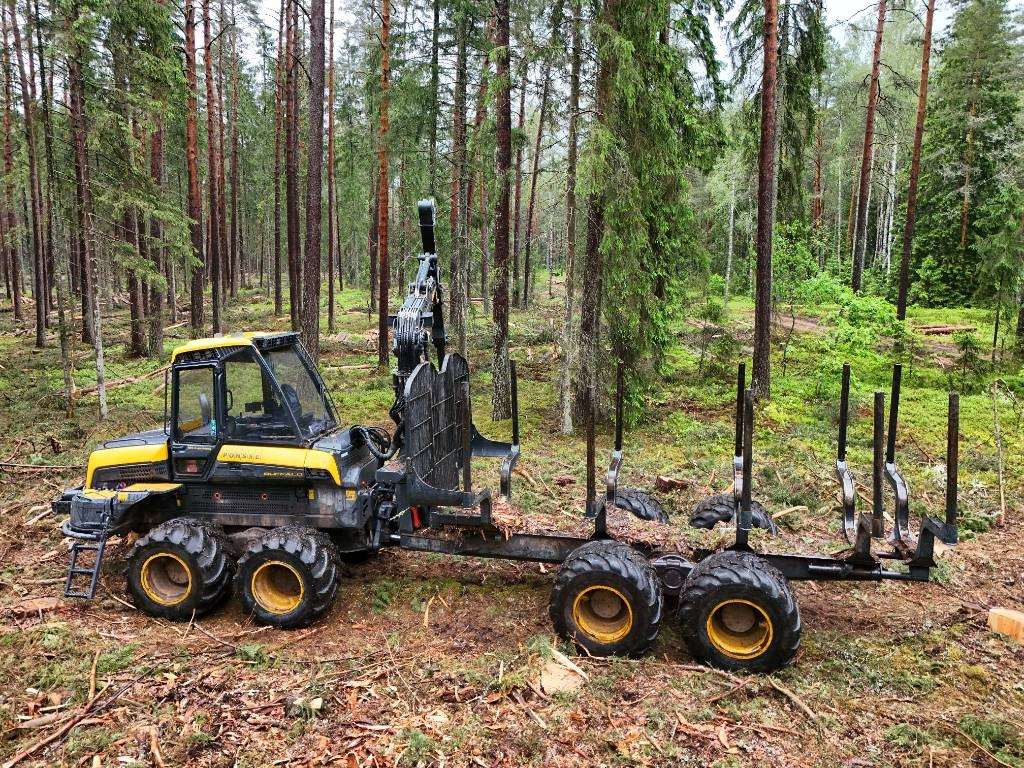 Ponsse Buffalo - Forvarder: slika Ponsse Buffalo - Forvarder Ponsse Buffalo - Forvarder: slika Ponsse Buffalo - Forvarder