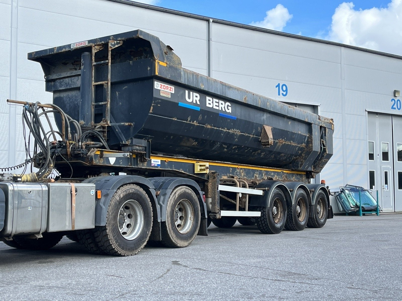Schakttrailer Zorzi 2.0 SRL 36S 075 PRS -2015 | Reparationsobjekt - Kiper poluprikolica: slika Schakttrailer Zorzi 2.0 SRL 36S 075 PRS -2015 | Reparationsobjekt - Kiper poluprikolica Schakttrailer Zorzi 2.0 SRL 36S 075 PRS -2015 | Reparationsobjekt - Kiper poluprikolica: slika Schakttrailer Zorzi 2.0 SRL 36S 075 PRS -2015 | Reparationsobjekt - Kiper poluprikolica