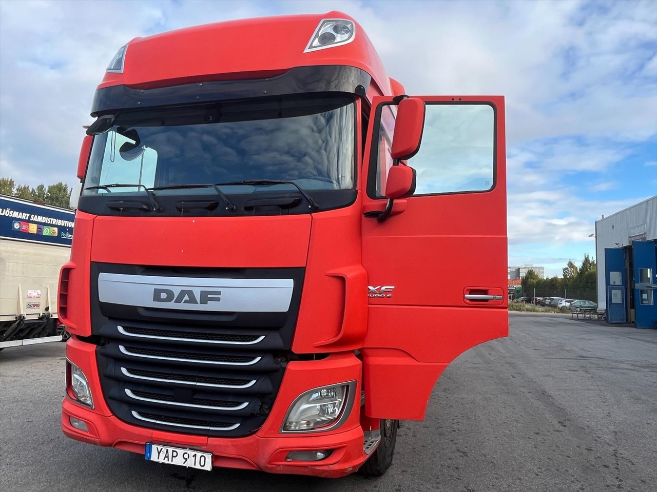 Dragbil DAF FTS XF510Z -2016 - Tegljač: slika Dragbil DAF FTS XF510Z -2016 - Tegljač Dragbil DAF FTS XF510Z -2016 - Tegljač: slika Dragbil DAF FTS XF510Z -2016 - Tegljač
