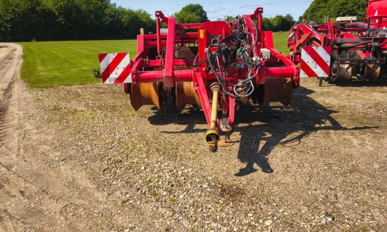 Grimme RL3000 - Kombajn za krumpir: slika Grimme RL3000 - Kombajn za krumpir Grimme RL3000 - Kombajn za krumpir: slika Grimme RL3000 - Kombajn za krumpir
