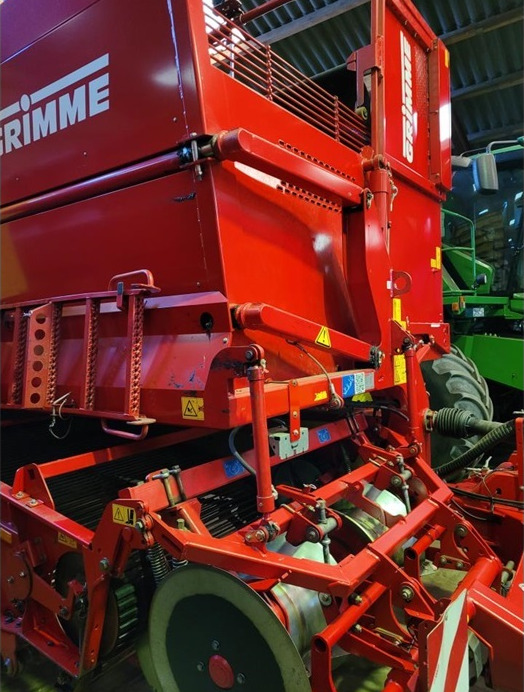 Grimme SE 170-60 XL - Kombajn za krumpir: slika Grimme SE 170-60 XL - Kombajn za krumpir Grimme SE 170-60 XL - Kombajn za krumpir: slika Grimme SE 170-60 XL - Kombajn za krumpir
