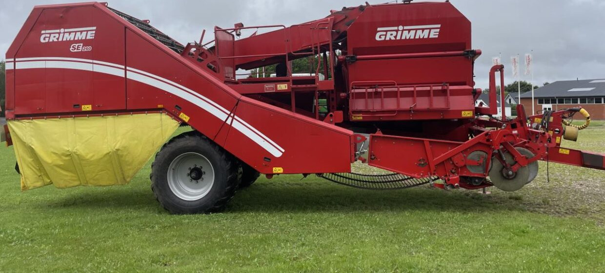Grimme SE 260 - Kombajn za krumpir: slika Grimme SE 260 - Kombajn za krumpir Grimme SE 260 - Kombajn za krumpir: slika Grimme SE 260 - Kombajn za krumpir