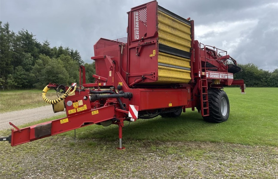 Grimme SE 260 - Kombajn za krumpir: slika Grimme SE 260 - Kombajn za krumpir Grimme SE 260 - Kombajn za krumpir: slika Grimme SE 260 - Kombajn za krumpir