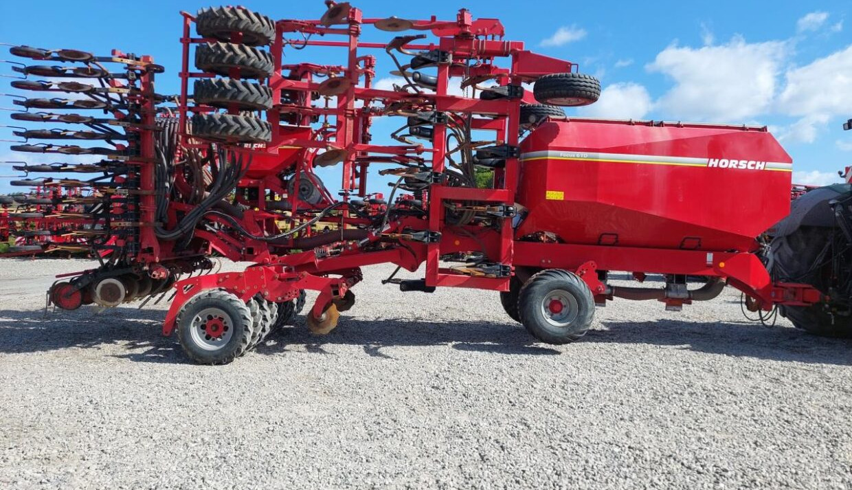 Horsch Focus 6 TD med DuoDrill - Sijačica: slika Horsch Focus 6 TD med DuoDrill - Sijačica Horsch Focus 6 TD med DuoDrill - Sijačica: slika Horsch Focus 6 TD med DuoDrill - Sijačica
