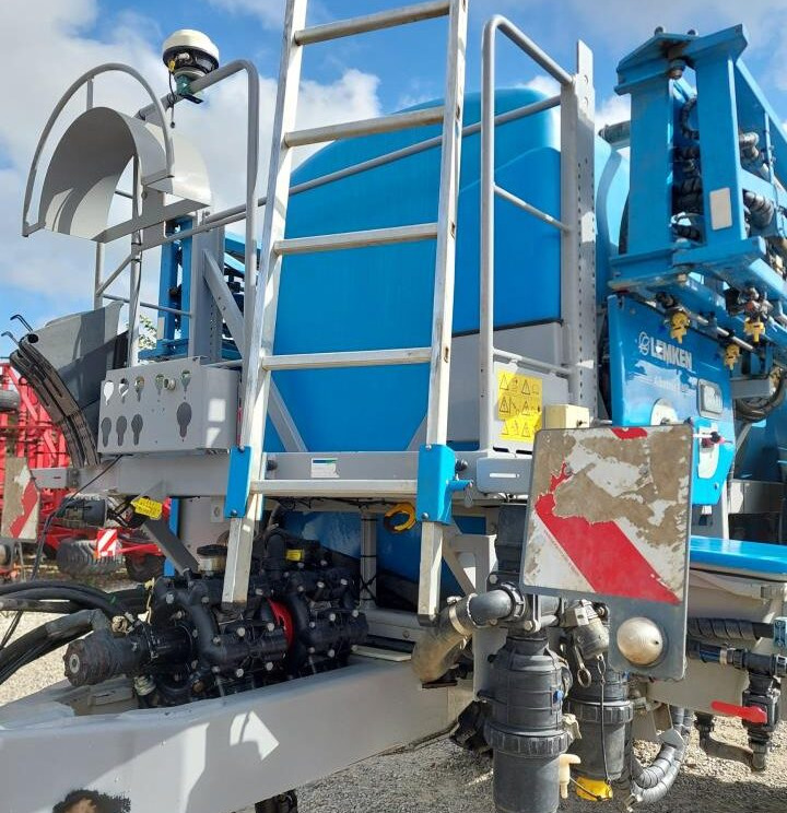 Lemken ALBATROS 9 6000 L med GPS - Vučena prskalica: slika Lemken ALBATROS 9 6000 L med GPS - Vučena prskalica Lemken ALBATROS 9 6000 L med GPS - Vučena prskalica: slika Lemken ALBATROS 9 6000 L med GPS - Vučena prskalica