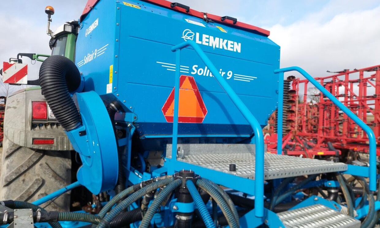 Kombajn i sijačica Lemken Zirkon 10/400 - Solitair 9-400: slika Kombajn i sijačica Lemken Zirkon 10/400 - Solitair 9-400
