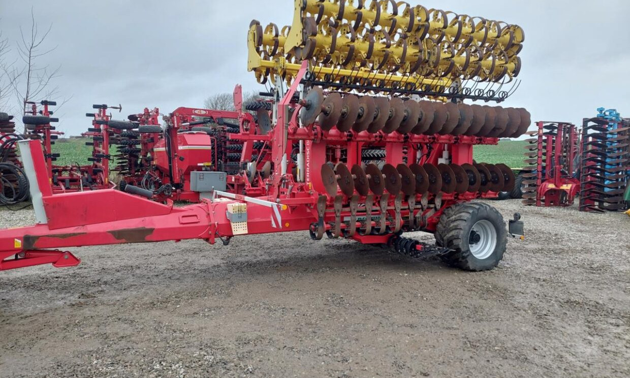 Pöttinger Terradisc 8001 T - Tanjurača: slika Pöttinger Terradisc 8001 T - Tanjurača Pöttinger Terradisc 8001 T - Tanjurača: slika Pöttinger Terradisc 8001 T - Tanjurača