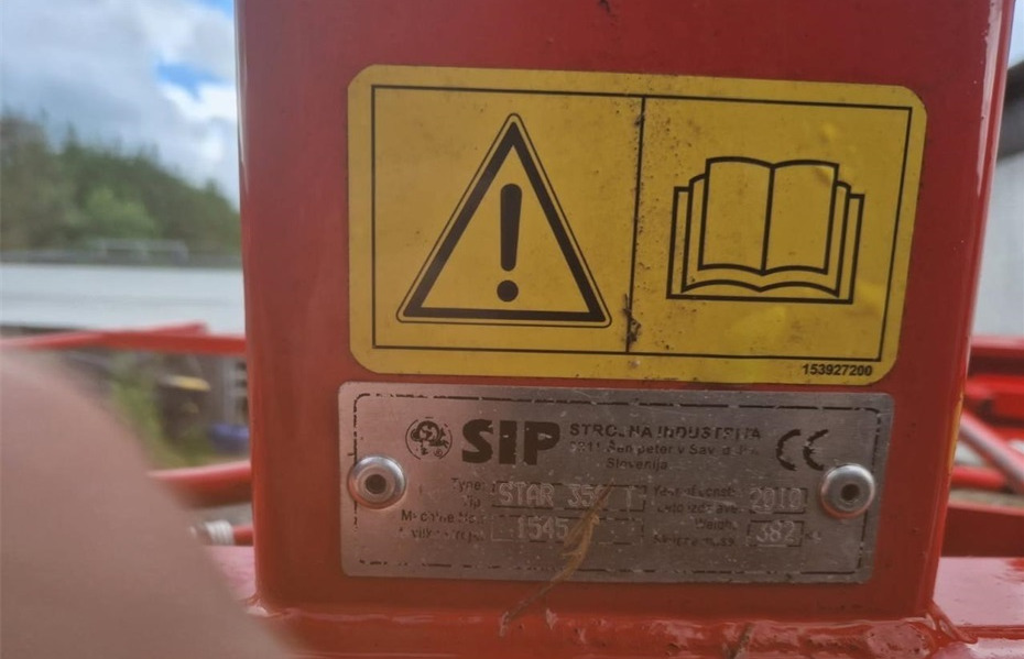 SIP 350 T rive - Prevrtač sijena/ Grabulje: slika SIP 350 T rive - Prevrtač sijena/ Grabulje SIP 350 T rive - Prevrtač sijena/ Grabulje: slika SIP 350 T rive - Prevrtač sijena/ Grabulje